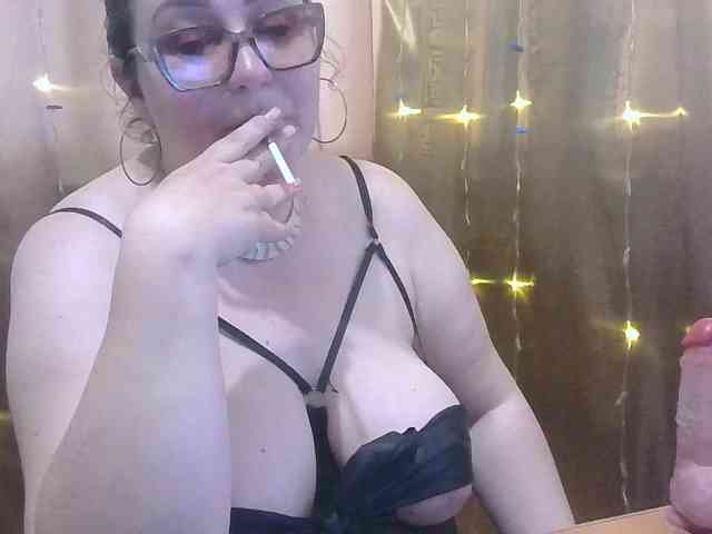 MadamKatyusha webcam