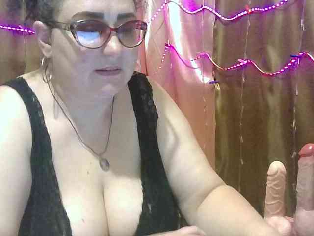 MadamKatyusha webcam
