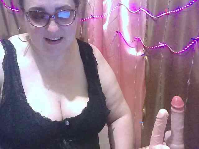 MadamKatyusha webcam