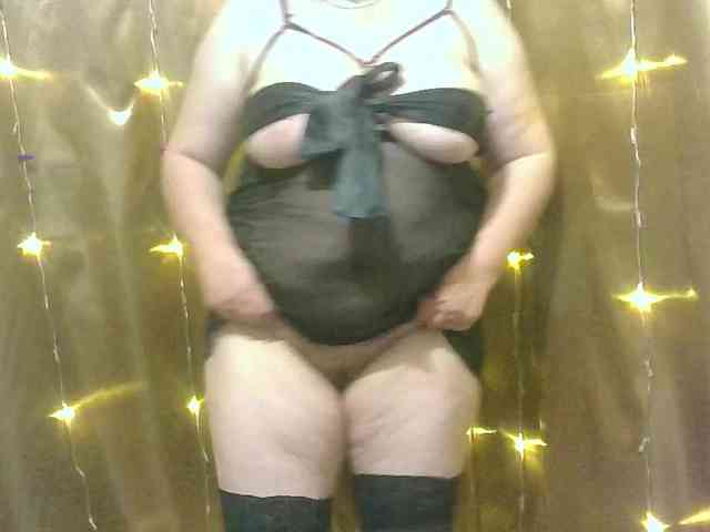MadamKatyusha webcam