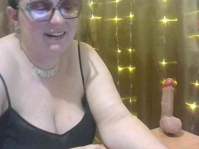 MadamKatyusha webcam