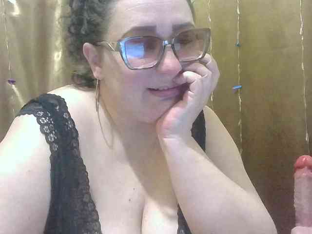 MadamKatyusha webcam