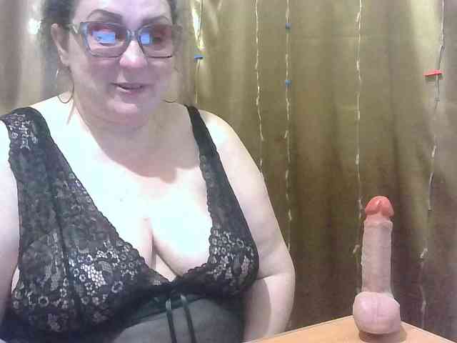 MadamKatyusha webcam