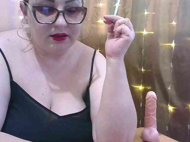 MadamKatyusha webcam