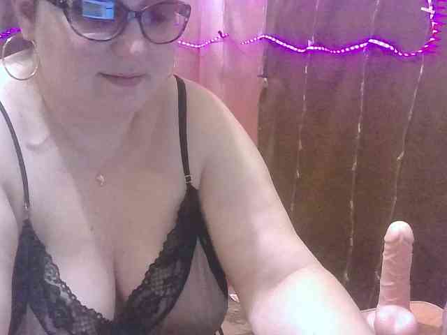 MadamKatyusha webcam