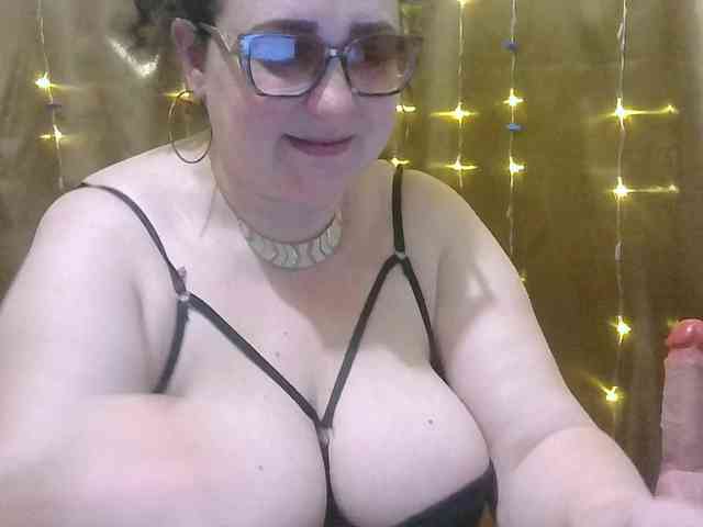 MadamKatyusha webcam