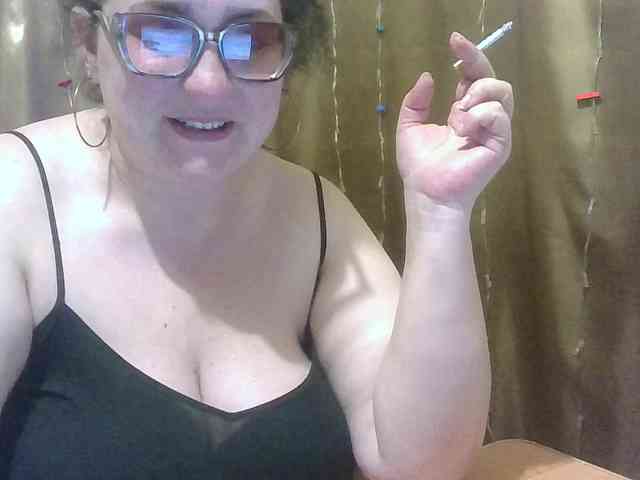 MadamKatyusha webcam
