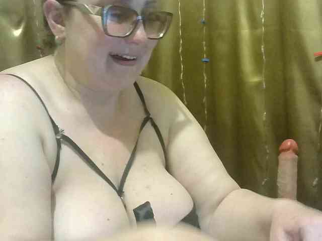 MadamKatyusha webcam