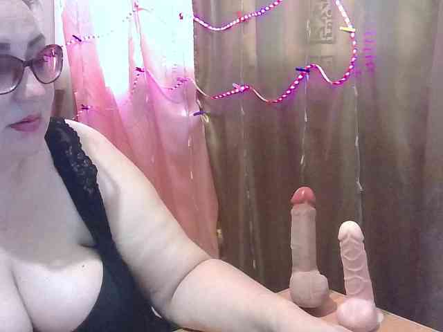 MadamKatyusha webcam