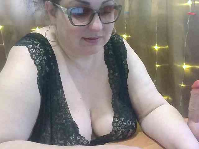 MadamKatyusha webcam