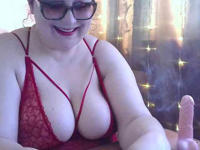 MadamKatyusha webcam