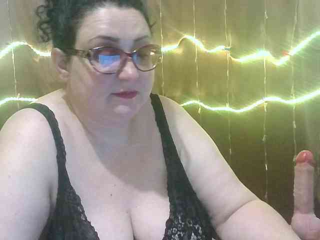 MadamKatyusha webcam