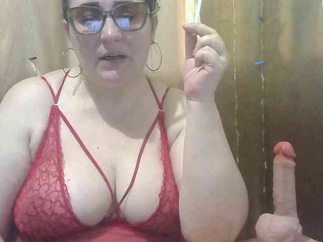 MadamKatyusha webcam
