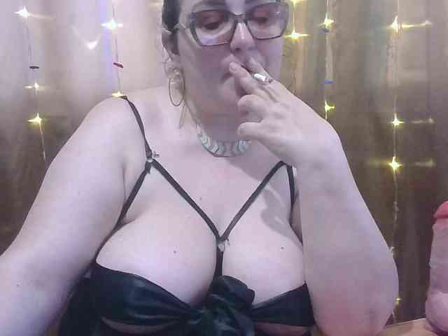 MadamKatyusha webcam