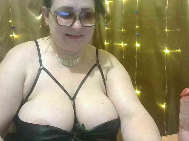 MadamKatyusha webcam