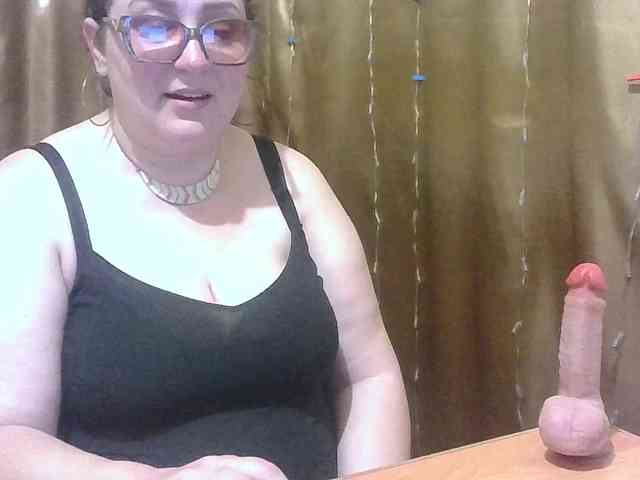MadamKatyusha webcam