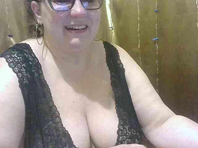 MadamKatyusha webcam