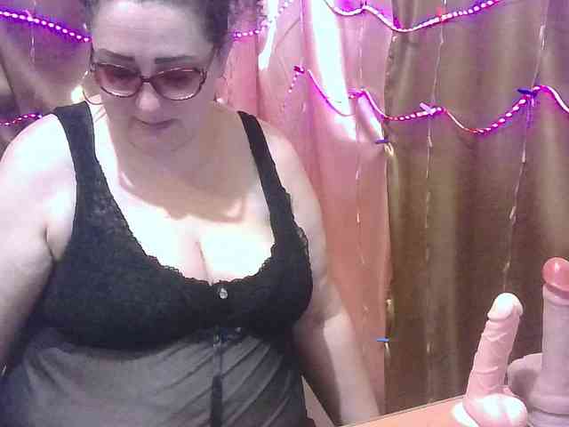 MadamKatyusha webcam