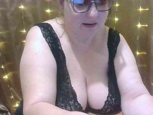MadamKatyusha webcam