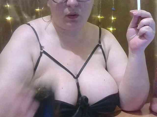 MadamKatyusha webcam