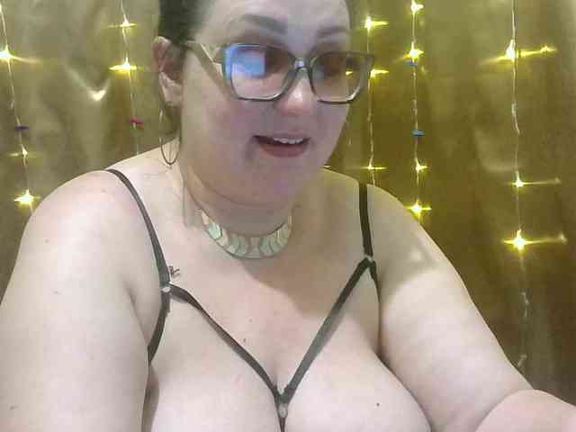 MadamKatyusha webcam