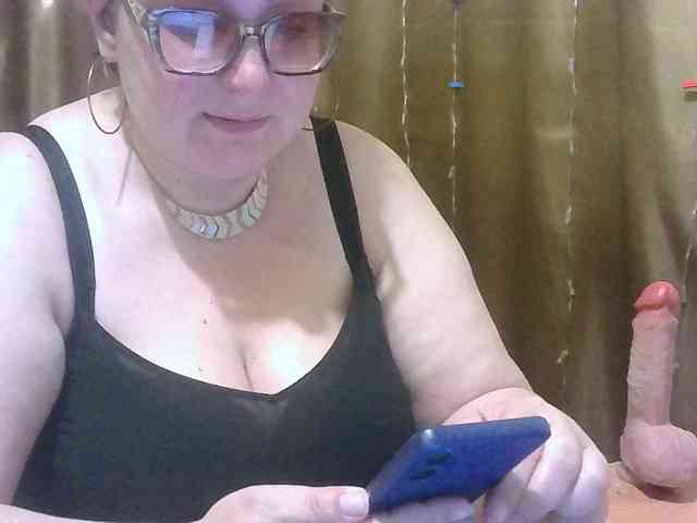 MadamKatyusha webcam