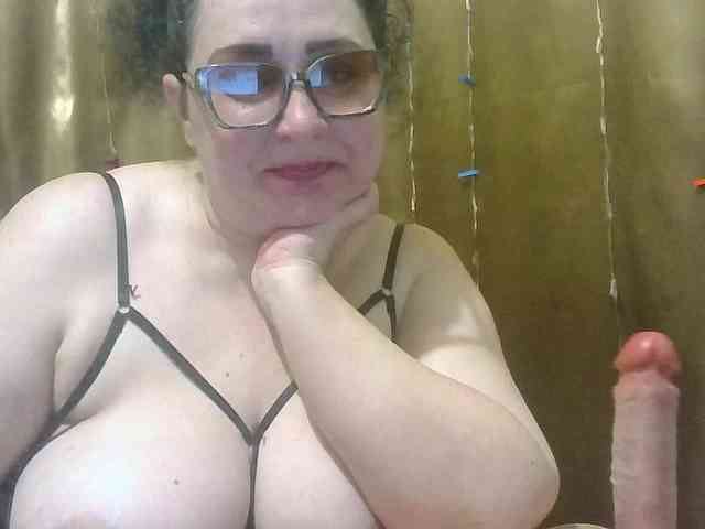 MadamKatyusha webcam