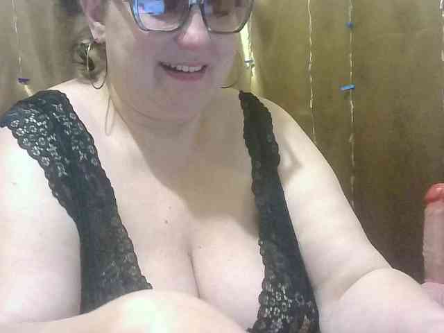 MadamKatyusha webcam