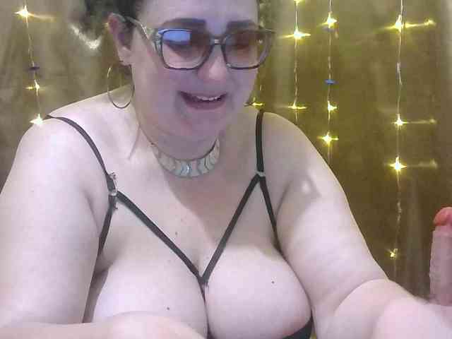 MadamKatyusha webcam