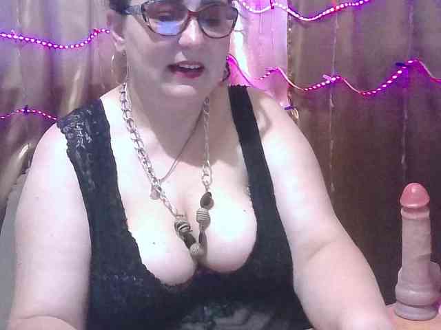 MadamKatyusha webcam