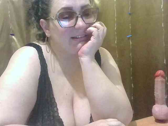 MadamKatyusha webcam