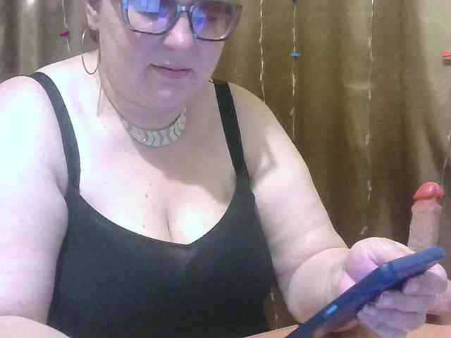 MadamKatyusha webcam
