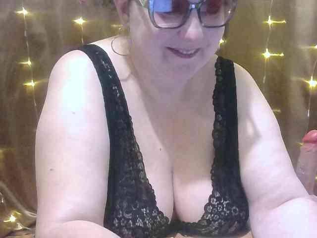 MadamKatyusha webcam