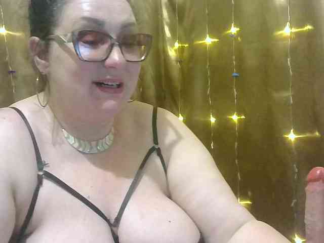MadamKatyusha webcam
