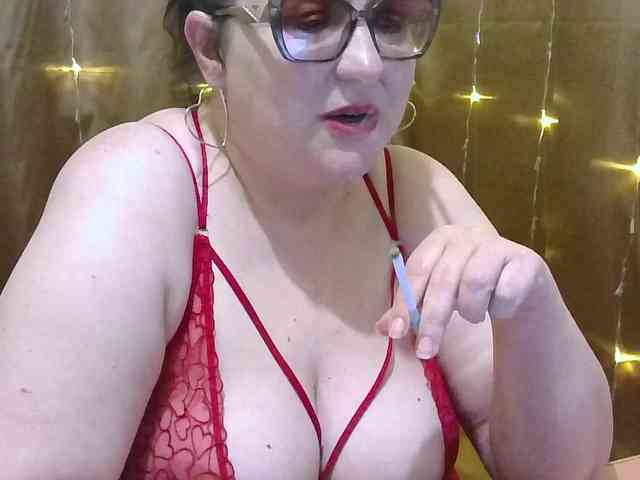 MadamKatyusha webcam