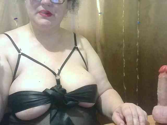 MadamKatyusha webcam