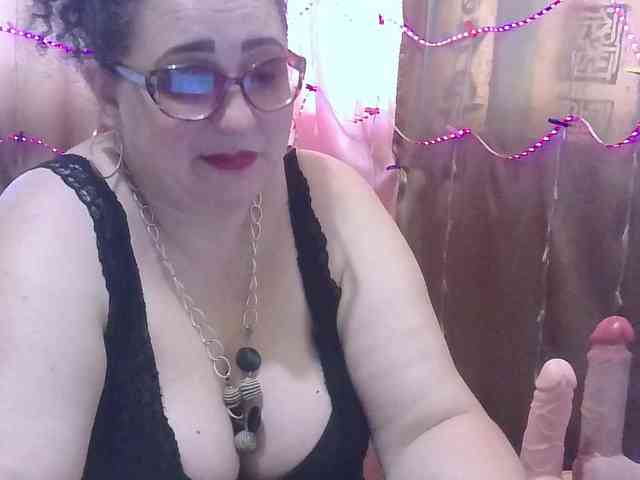 MadamKatyusha webcam