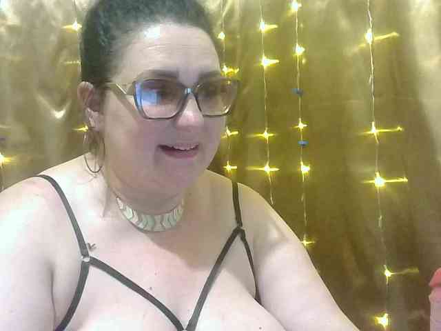 MadamKatyusha webcam