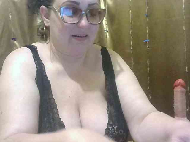 MadamKatyusha webcam
