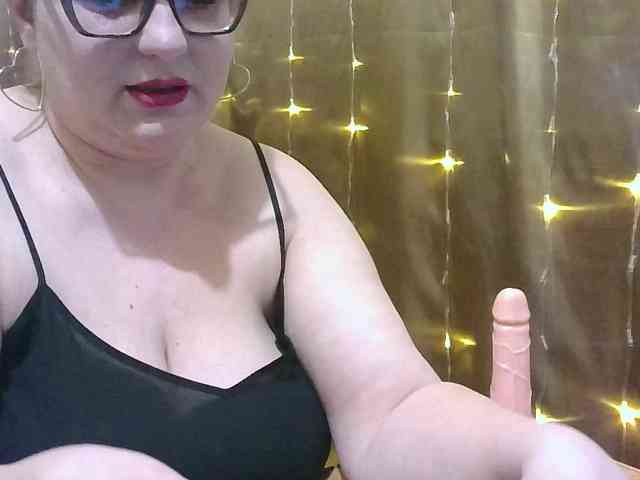 MadamKatyusha webcam