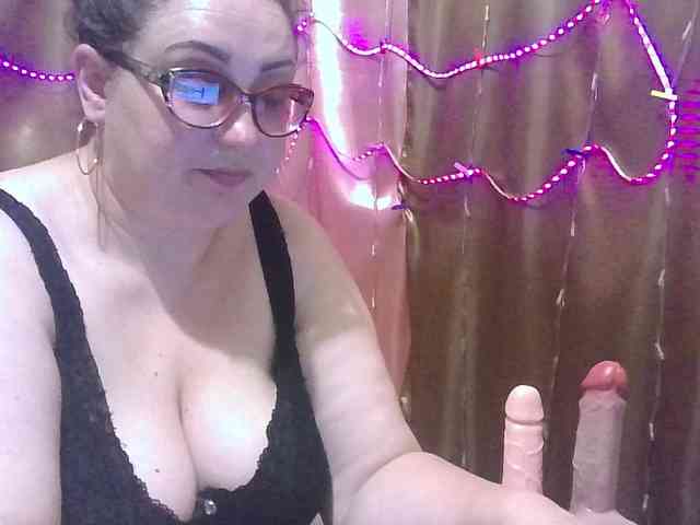 MadamKatyusha webcam