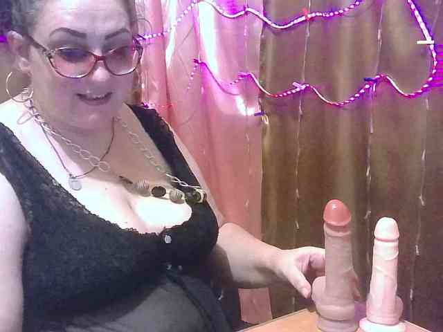 MadamKatyusha webcam