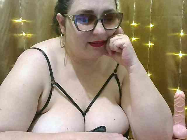 MadamKatyusha webcam