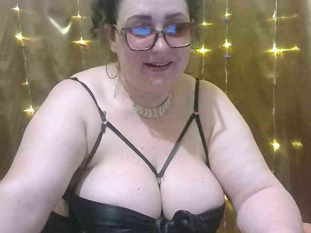 MadamKatyusha webcam