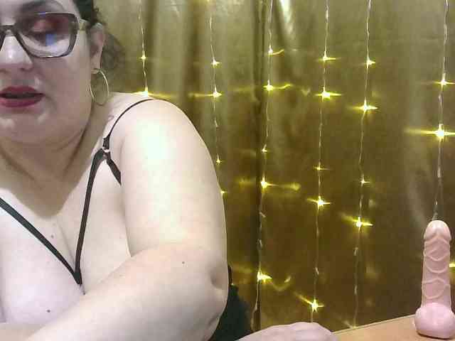 MadamKatyusha webcam