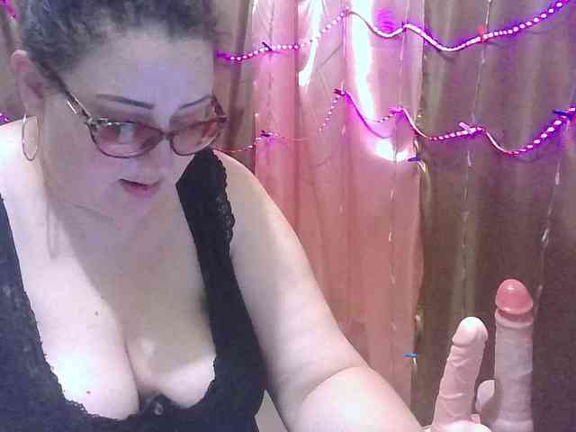 MadamKatyusha webcam