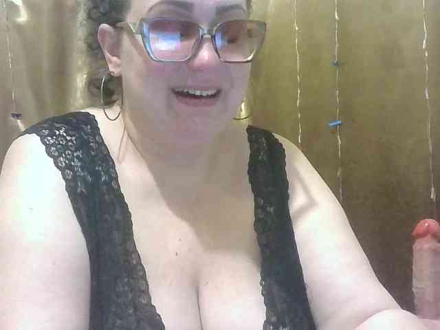 MadamKatyusha webcam