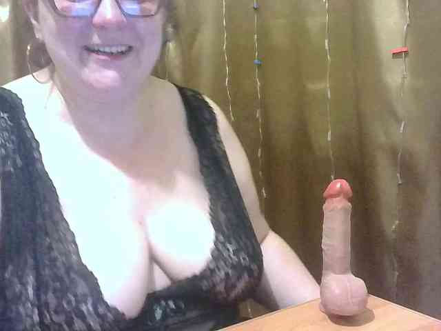 MadamKatyusha webcam