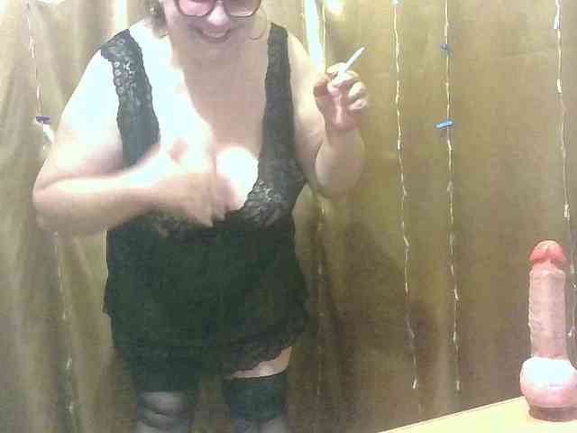 MadamKatyusha webcam