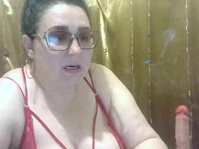 MadamKatyusha webcam